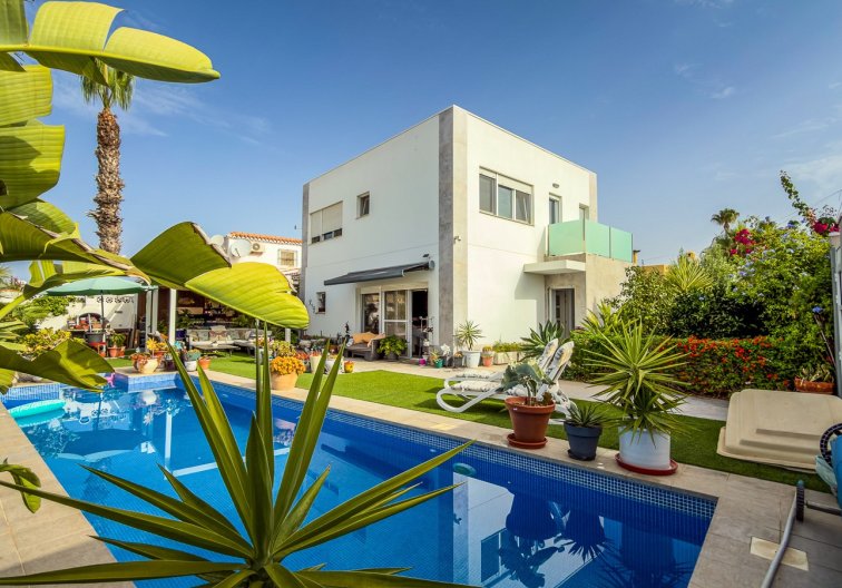 villa - Herverkoop - Torrevieja - Costa Blanca