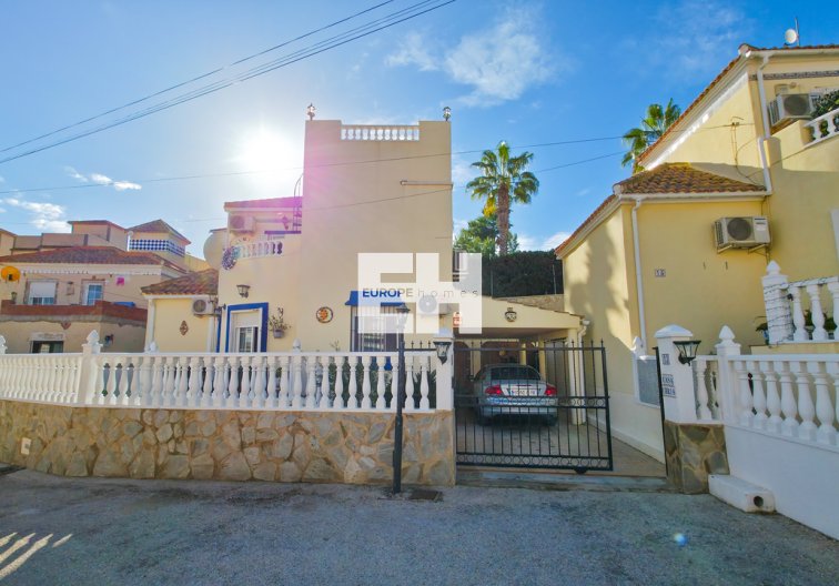 villa - Herverkoop - Villamartin - Costa Blanca