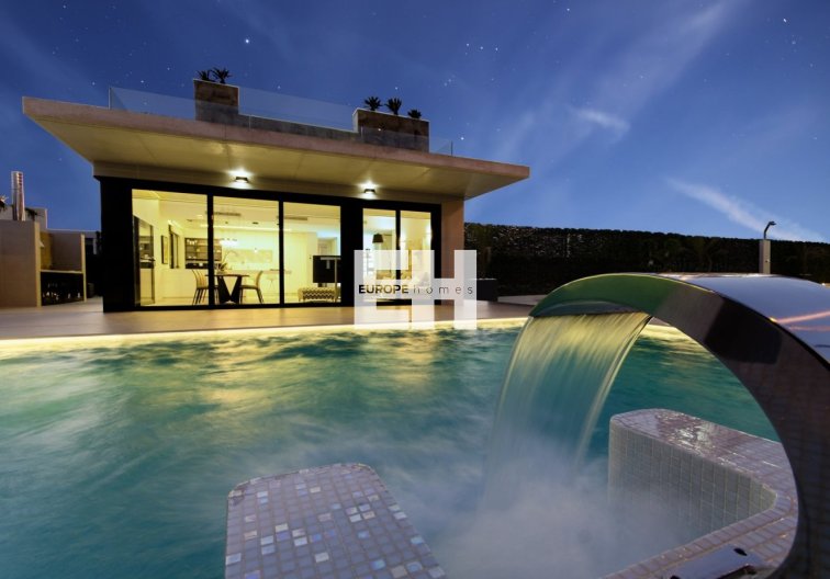 villa - Obra Nueva - Orihuela Costa - Campoamor