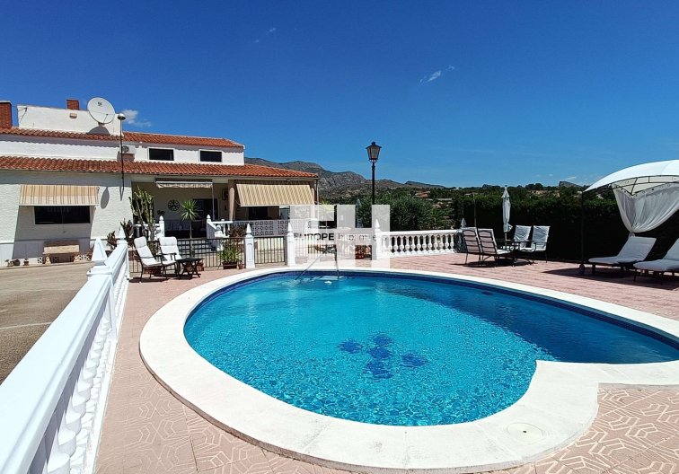 villa - Resale - Crevillent - Inland