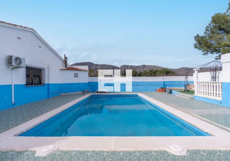 villa - Resale - Hondón de las Nieves - Inland