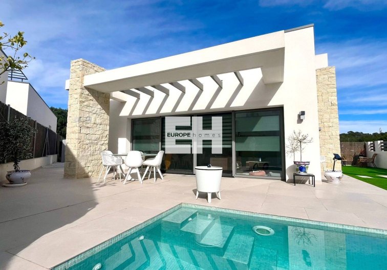 villa - Resale - San Miguel de Salinas - Urbanizacion Blue Lagoon