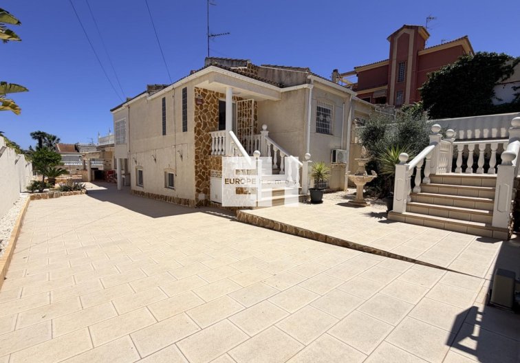 villa - Resale - Torrevieja - Costa Blanca