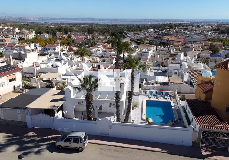 villa - Resale - Villamartin - Costa Blanca