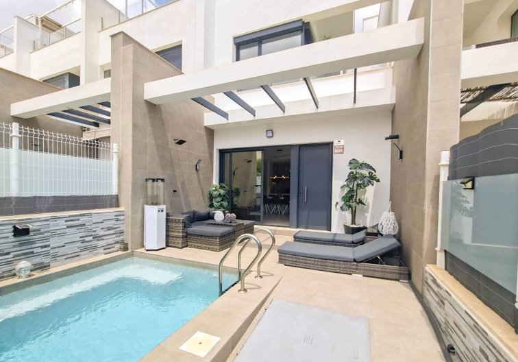 villa - Resale - Villamartin - Costa Blanca