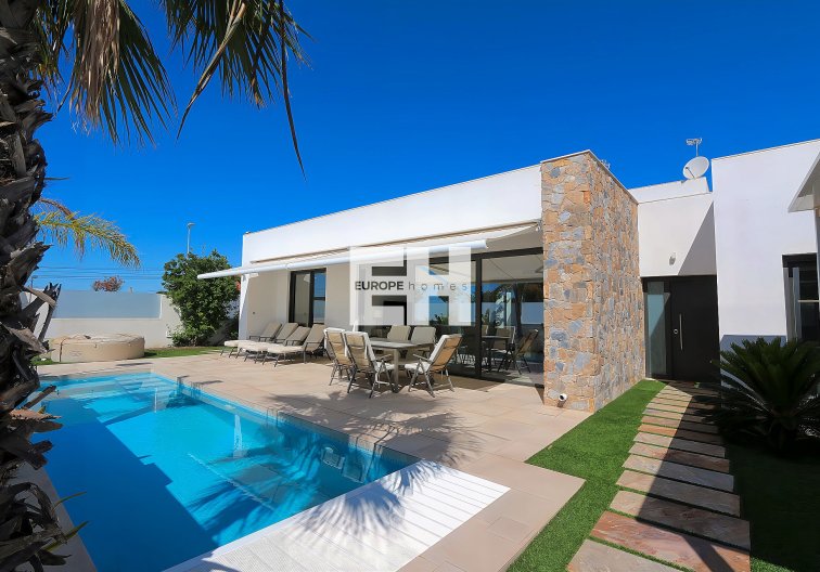 villa - Revente - Pilar de la Horadada - Costa Blanca