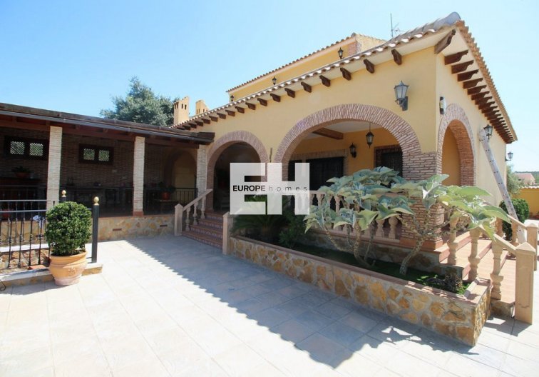 villa - Segunda mano - Bigastro - Inland