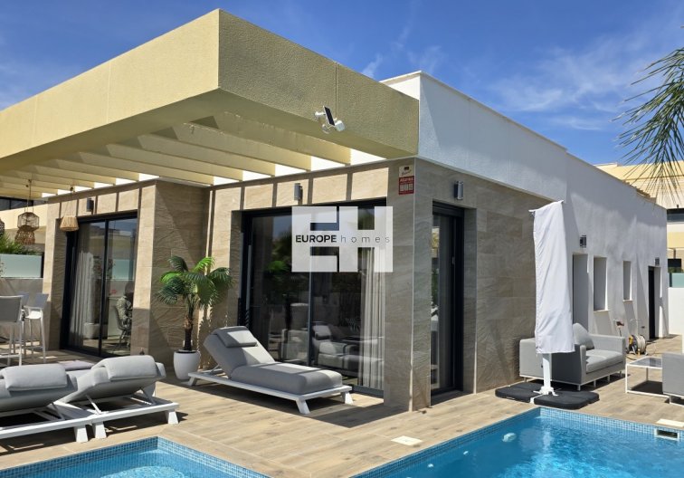 villa - Segunda mano - Los Montesinos - Costa Blanca