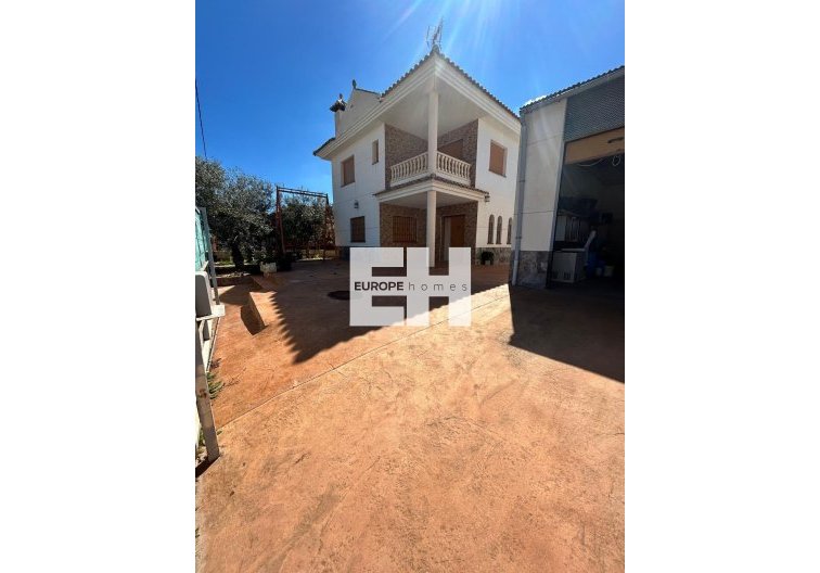 villa - Wiederverkauf - Los Alcázares - Las Lomas Del Rame-bahía Bella