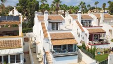 villa - Wiederverkauf - Orihuela Costa - EH-19711