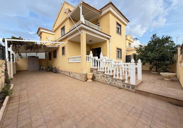 villa - Wiederverkauf - Orihuela Costa - Lomas De Don Juan