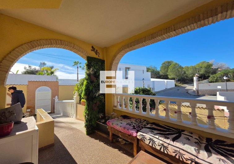 villa - Wiederverkauf - Orihuela Costa - Villamartín-las Filipinas