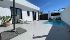 villa - Wiederverkauf - Roldan - EH-50759