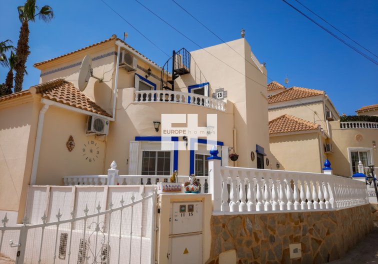 villa - Wiederverkauf - Villamartin - Costa Blanca