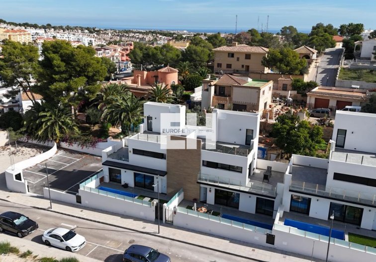 villa - Wiederverkauf - Villamartin - Costa Blanca