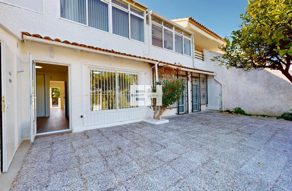 Wiederverkauf - Bungalow - Orihuela Costa - Costa Blanca