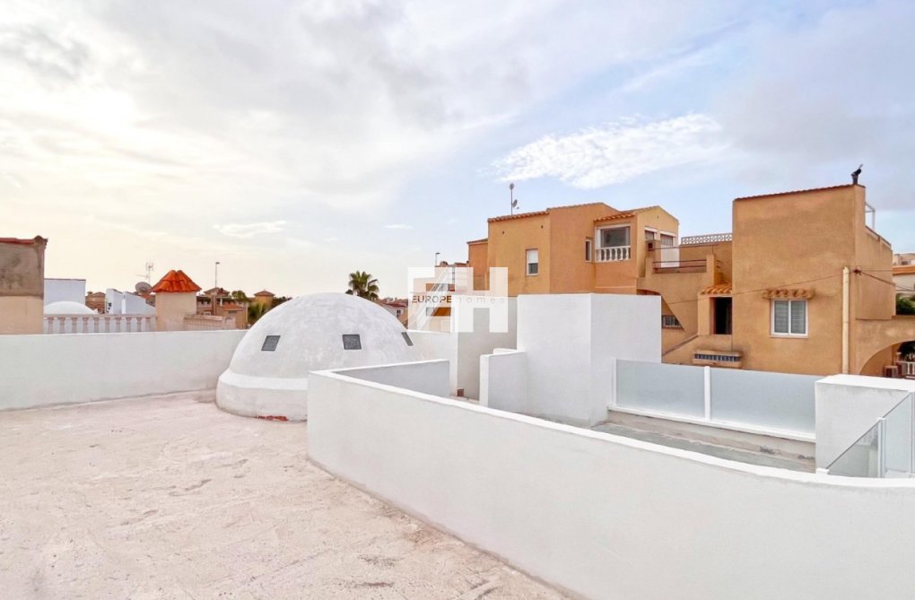 Wiederverkauf - Bungalow - Orihuela Costa - Costa Blanca
