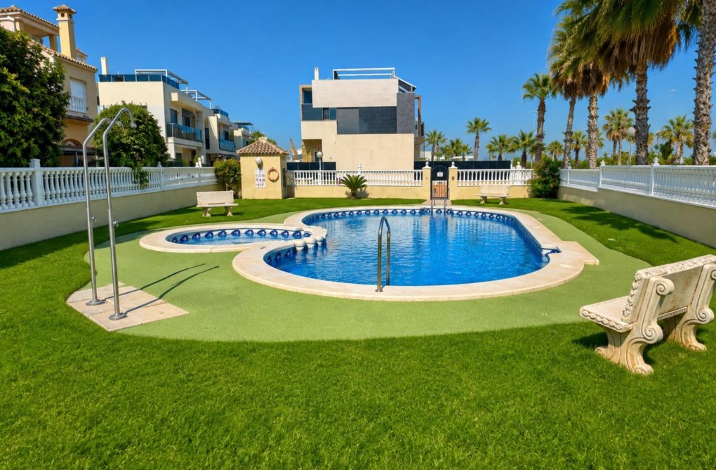Wiederverkauf - Bungalow - Orihuela Costa - Lomas de Cabo Roig