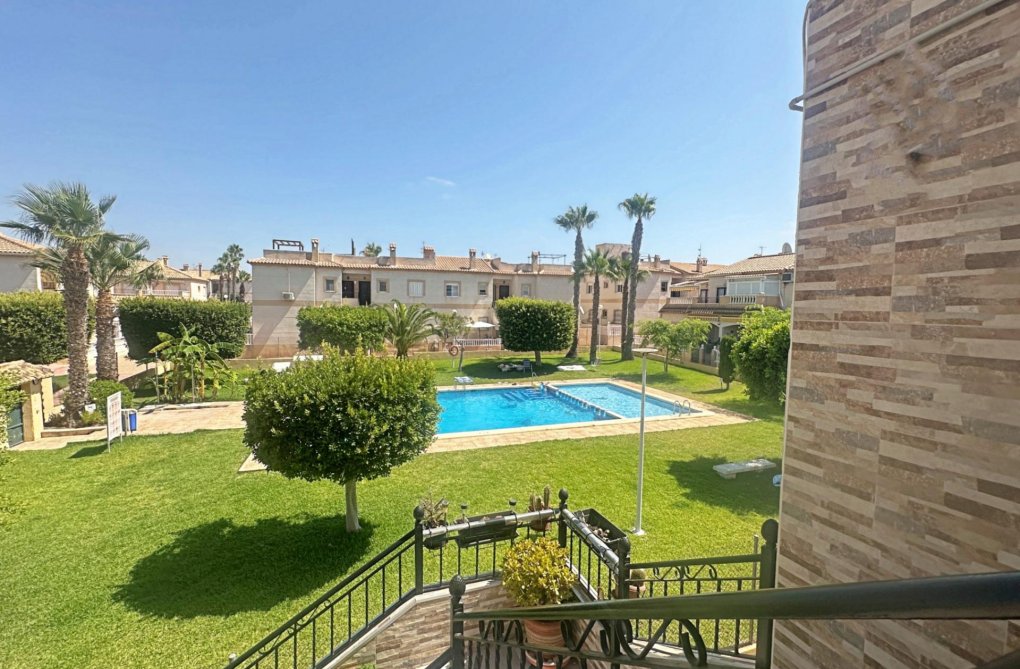 Wiederverkauf - Bungalow - Torrevieja - Aguas Nuevas
