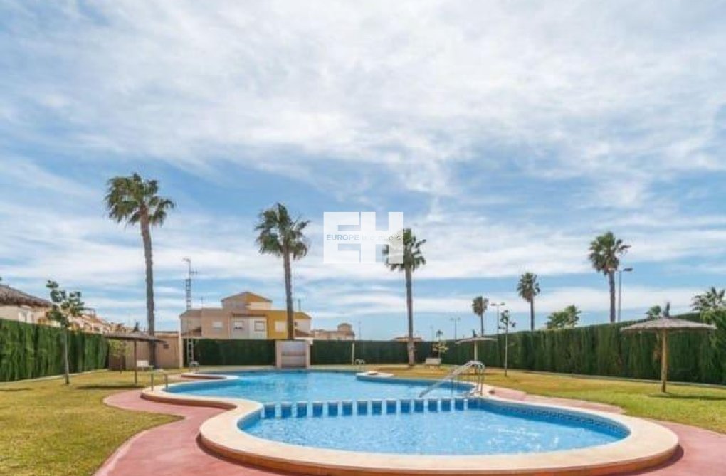 Wiederverkauf - Bungalow - Torrevieja - El Limonar