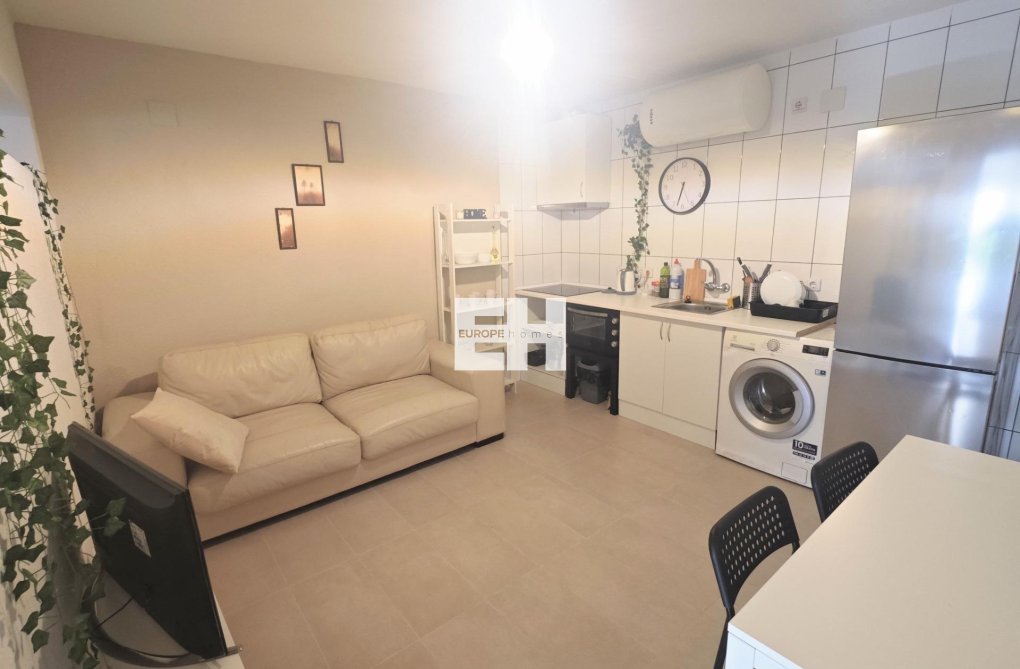 Wiederverkauf - Bungalow - Torrevieja - Playa del Cura