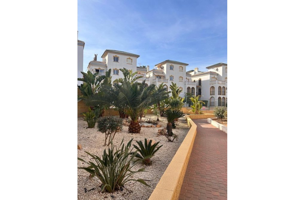 Wiederverkauf - Bungalow - Torrevieja - Torre La Mata