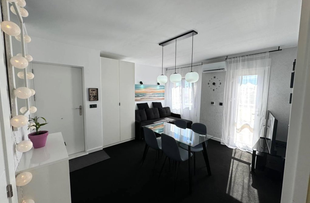 Wiederverkauf - Duplex - Torrevieja - Carrefour