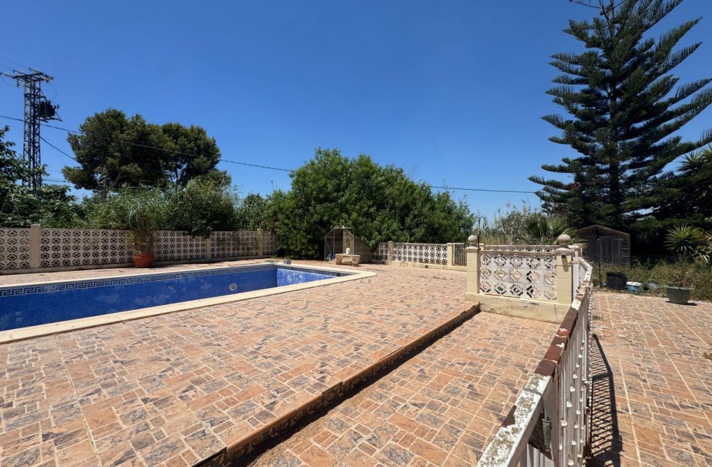 Wiederverkauf - Finca - Dolores - Comunidad Valenciana
