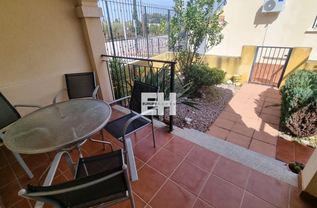 Wiederverkauf - Semi Detached - Guardamar del Segura - Urbanizaciones