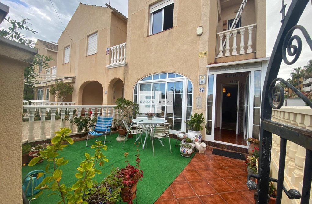 Wiederverkauf - Semi Detached - Orihuela Costa - Punta Prima