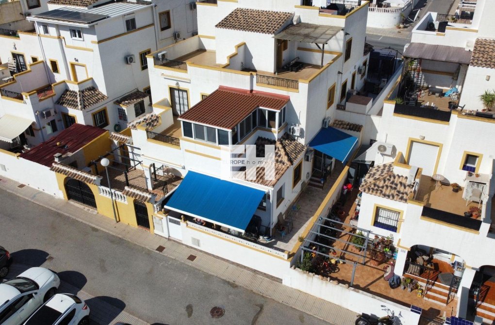 Wiederverkauf - Semi Detached - Torrevieja - Los Balcones 