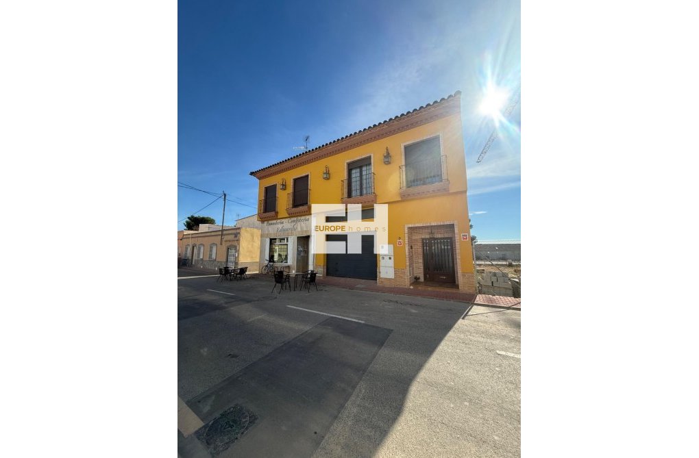 Wiederverkauf - town house - Avileses