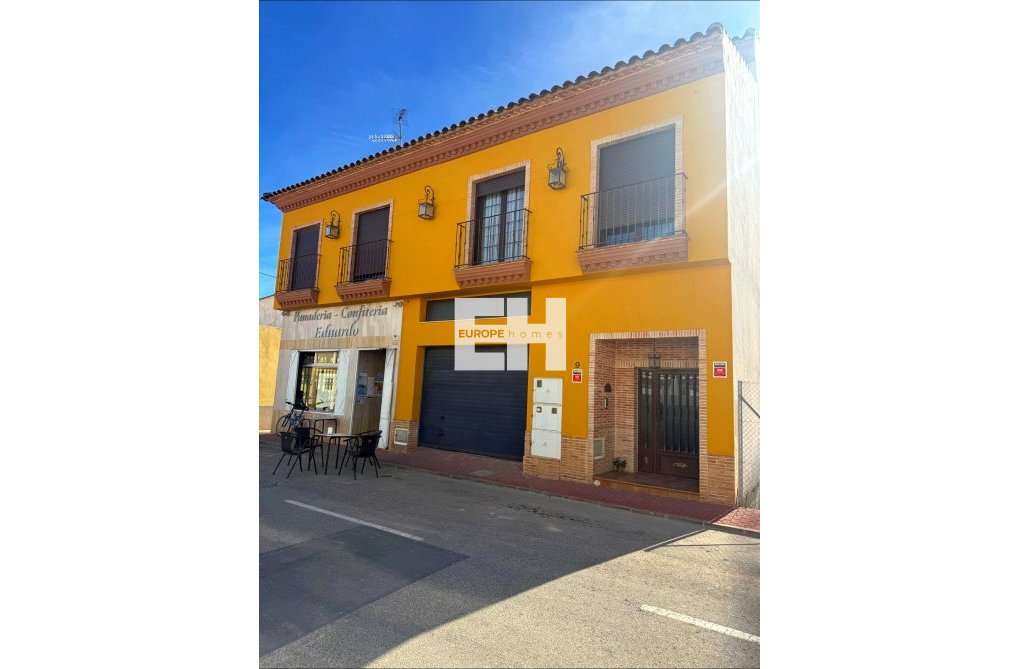 Wiederverkauf - town house - Avileses