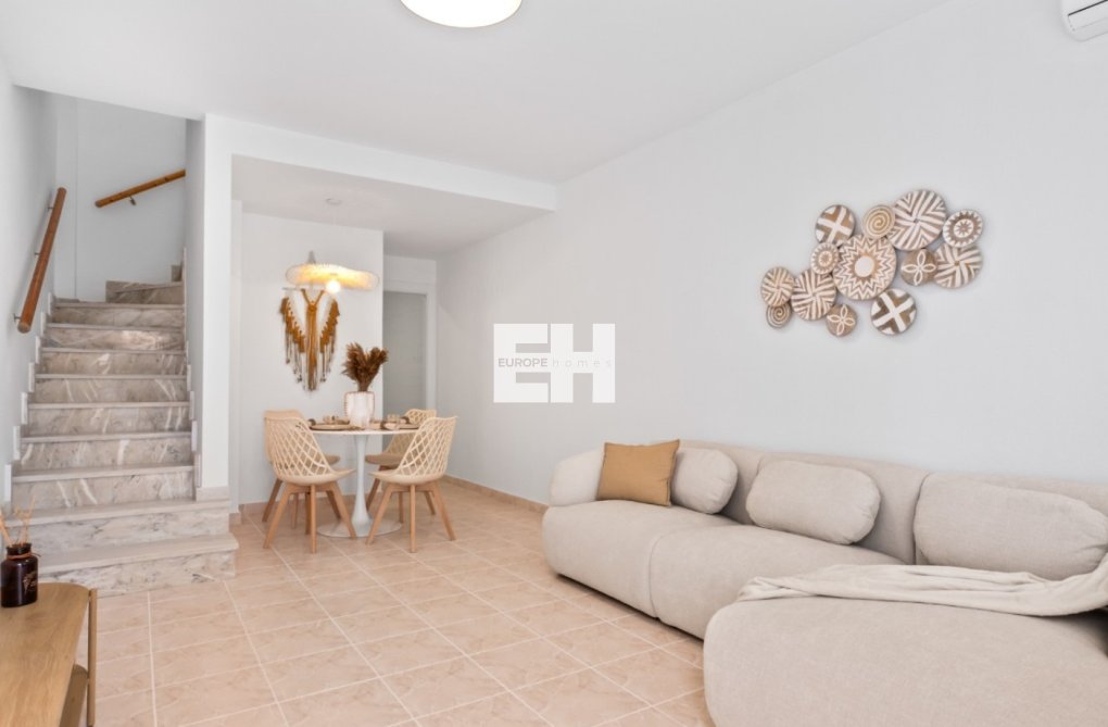 Wiederverkauf - town house - Orihuela Costa - Costa Blanca
