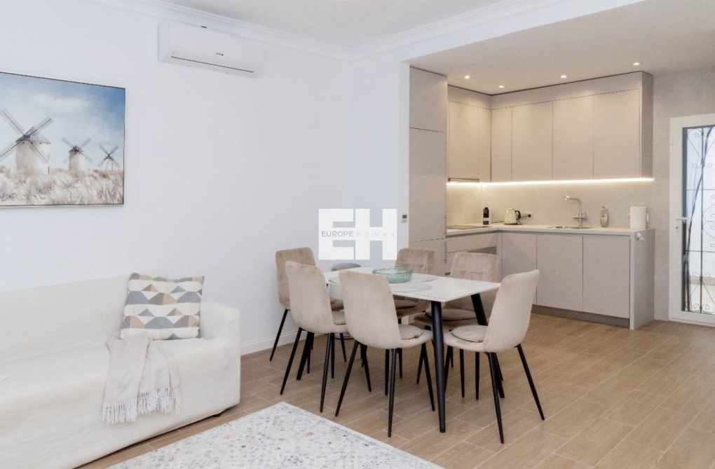 Wiederverkauf - town house - Orihuela Costa - Costa Blanca