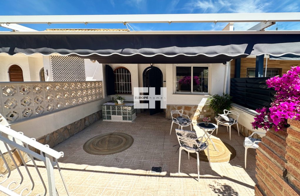 Wiederverkauf - town house - Orihuela Costa - Costa Blanca