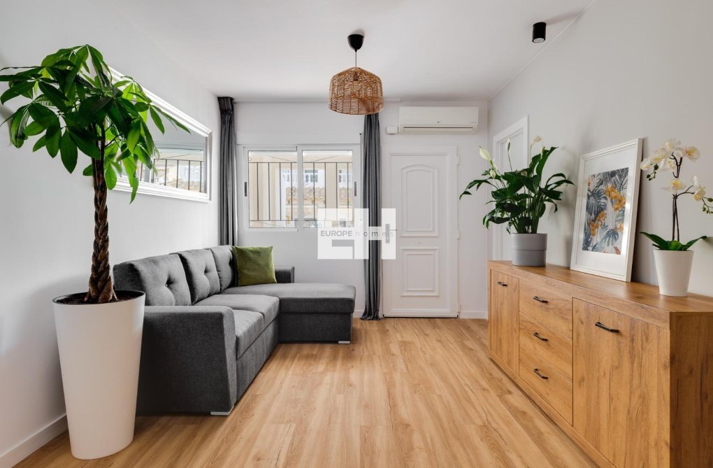 Wiederverkauf - town house - Orihuela Costa - Los Balcones