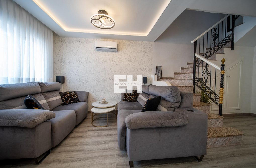 Wiederverkauf - town house - Orihuela Costa - PAU 26