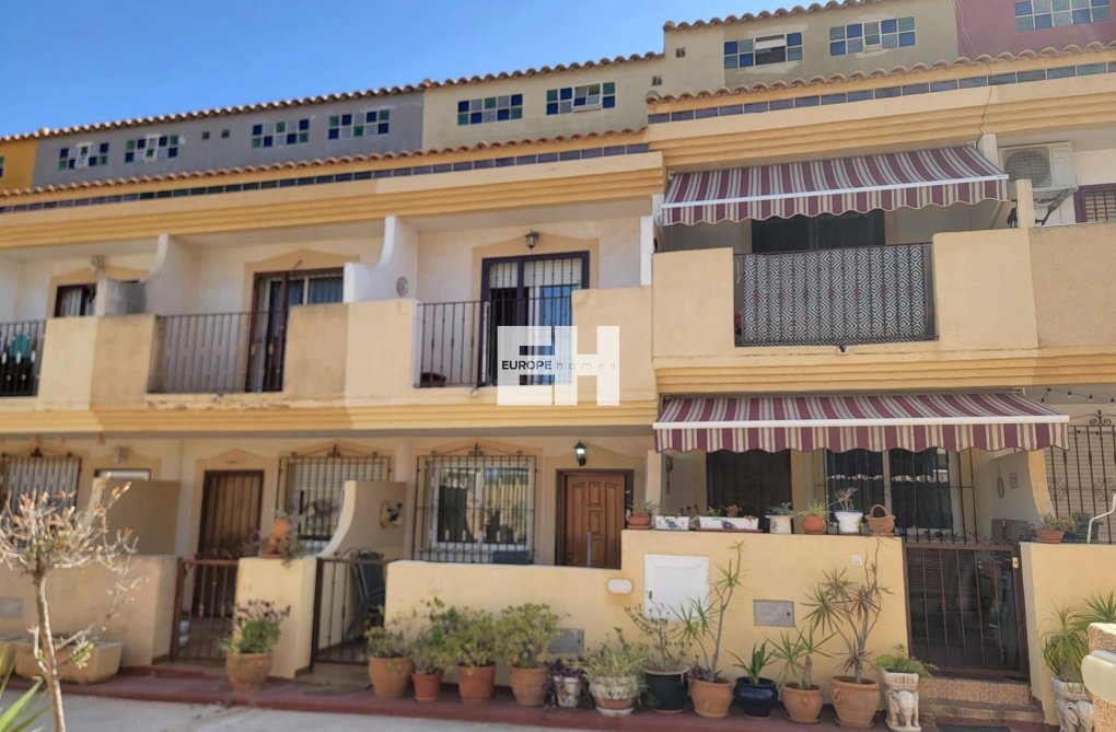 Wiederverkauf - town house - Orihuela Costa - Playa Flamenca