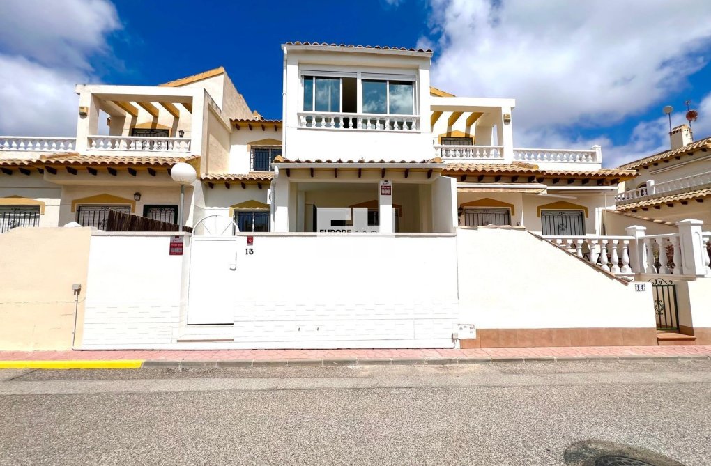 Wiederverkauf - town house - Orihuela - Urbanización Perla Del Mar