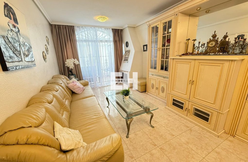 Wiederverkauf - town house - Torrevieja - Calas Blanca