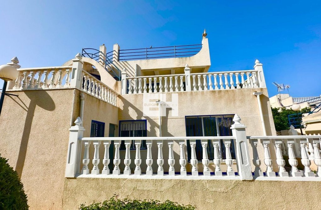 Wiederverkauf - town house - Torrevieja - Carrefour