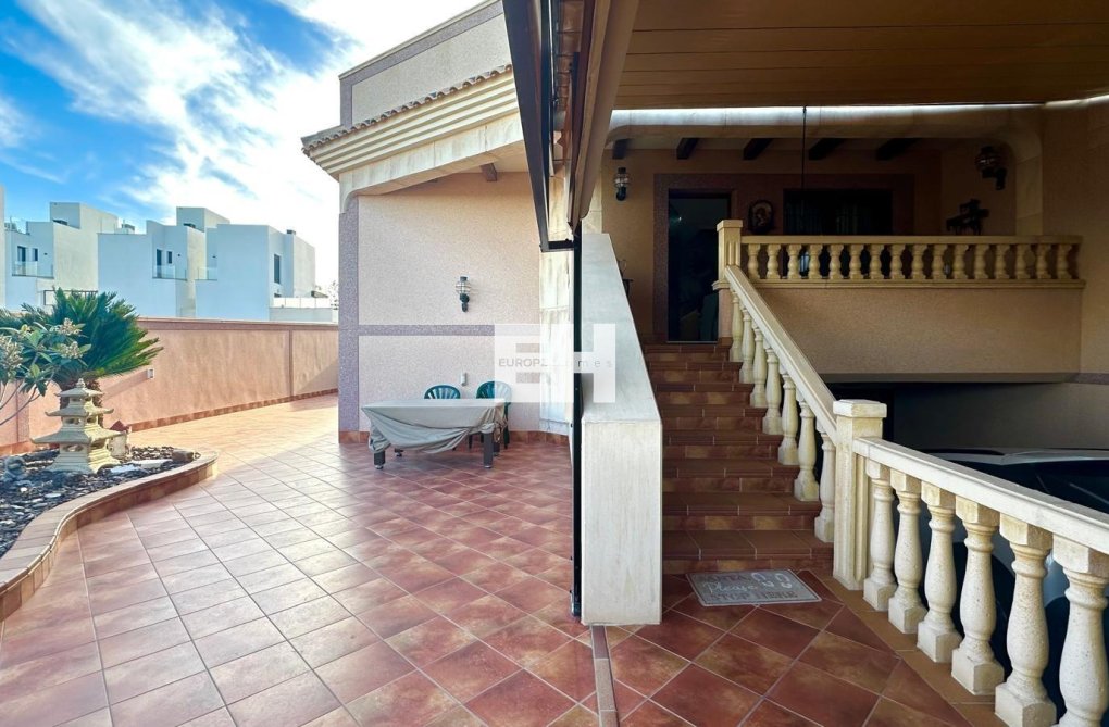 Wiederverkauf - town house - Torrevieja - La Siesta