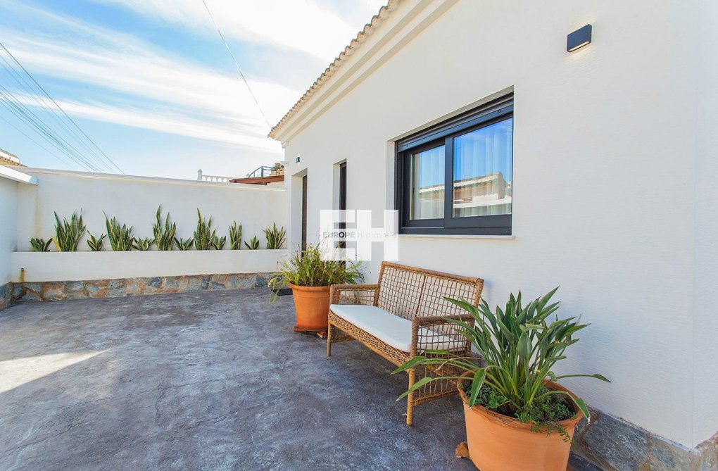 Wiederverkauf - town house - Torrevieja - La Siesta