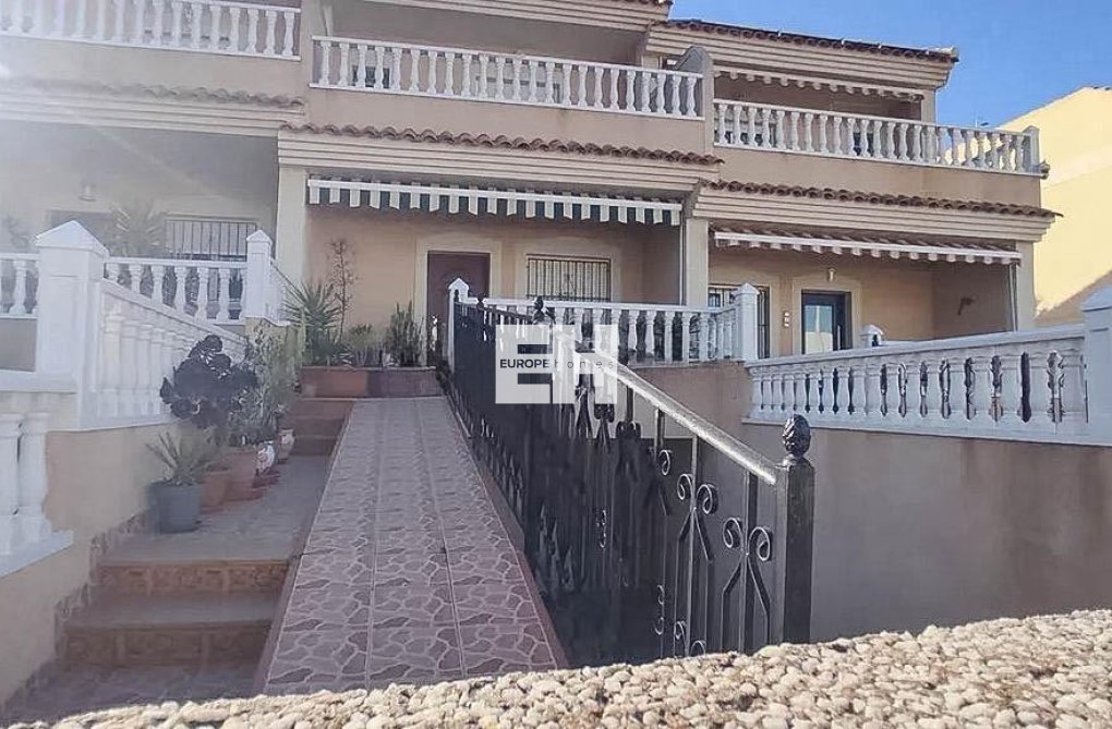 Wiederverkauf - town house - Torrevieja - Los Altos