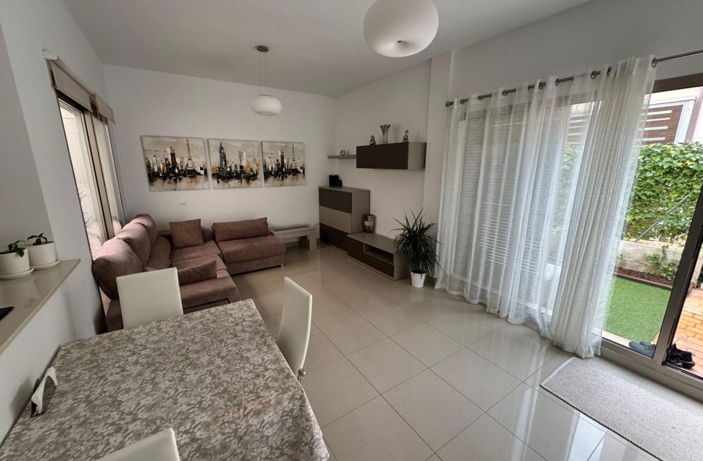 Wiederverkauf - town house - Torrevieja - Punta Prima