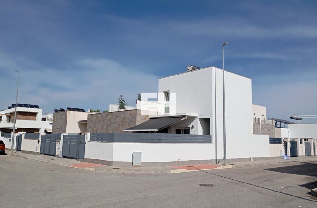 Wiederverkauf - villa - Daya Vieja - Costa Blanca
