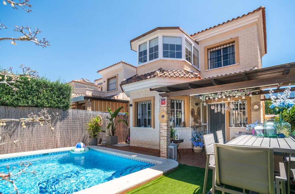 Wiederverkauf - villa - Guardamar del Segura - Costa Blanca