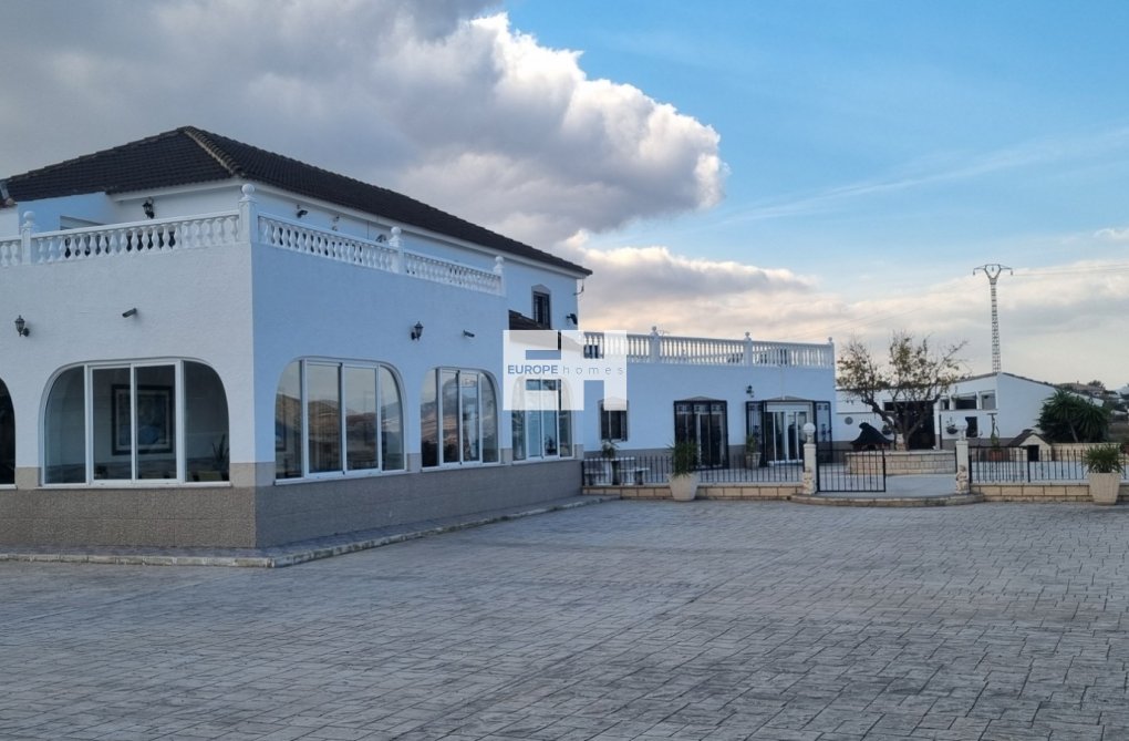 Wiederverkauf - villa - Hondón de los Fráiles - Inland