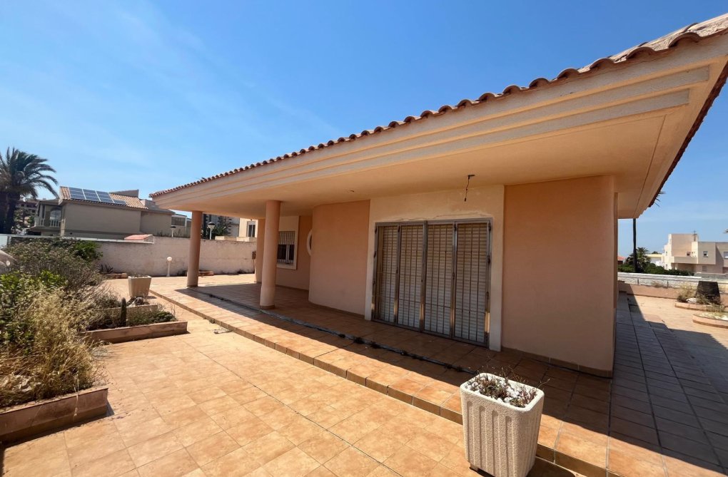 Wiederverkauf - villa - La Manga del Mar Menor - Playa Del Galán
